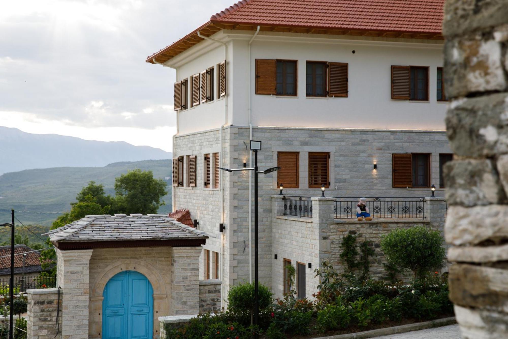 Bujtina Sophie Hotel Libohove Екстериор снимка
