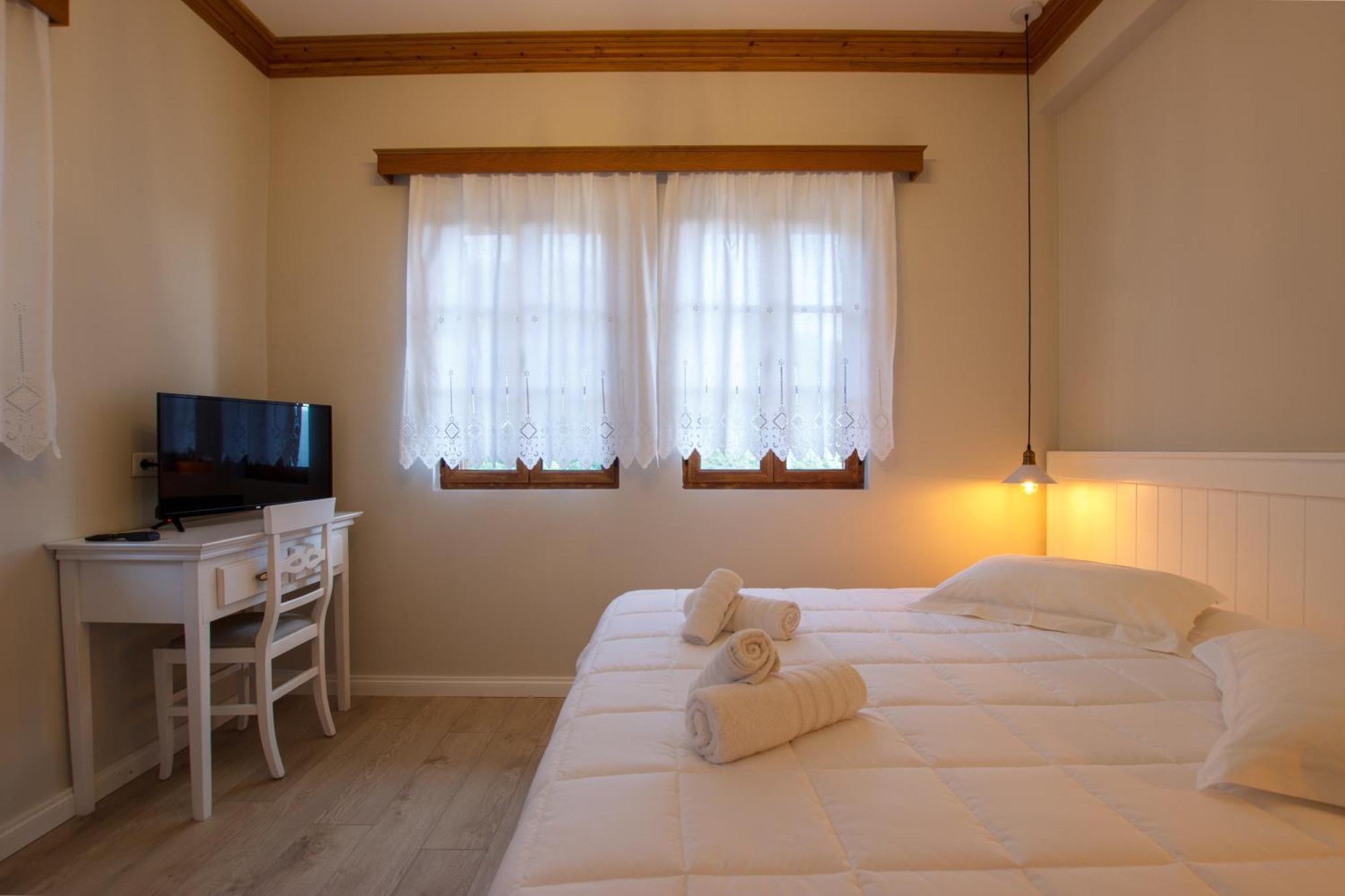Bujtina Sophie Hotel Libohove Екстериор снимка