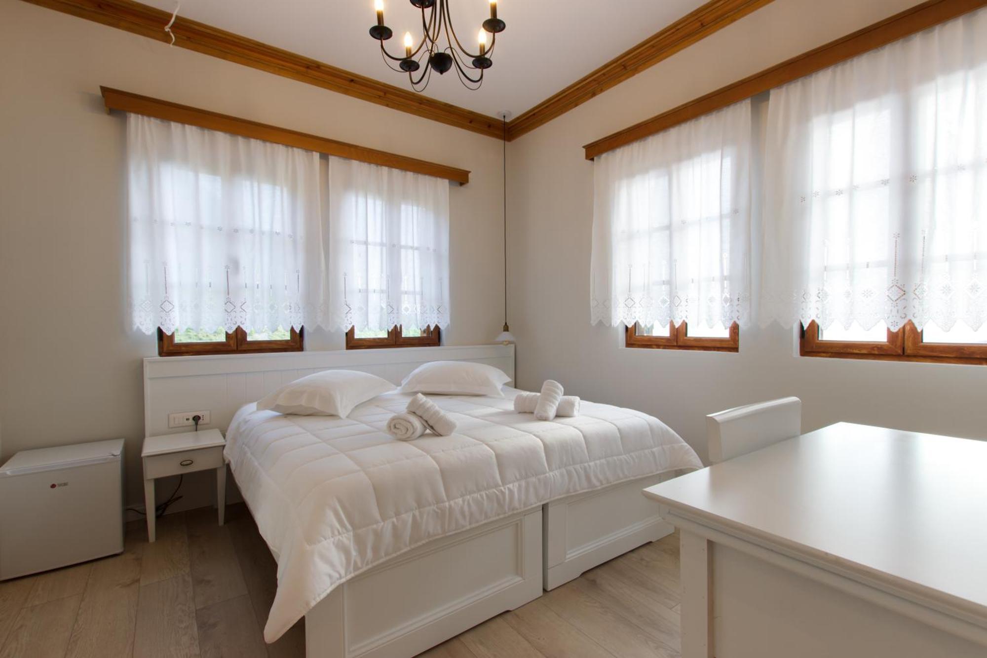 Bujtina Sophie Hotel Libohove Екстериор снимка