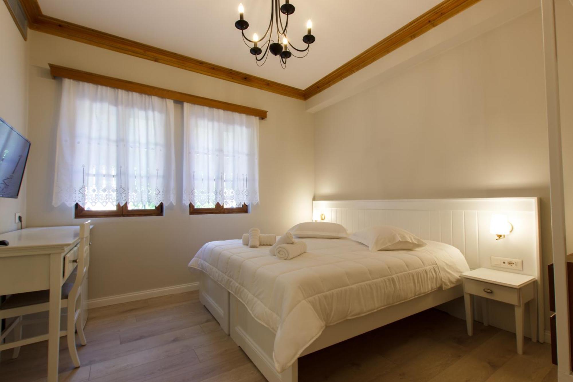 Bujtina Sophie Hotel Libohove Екстериор снимка