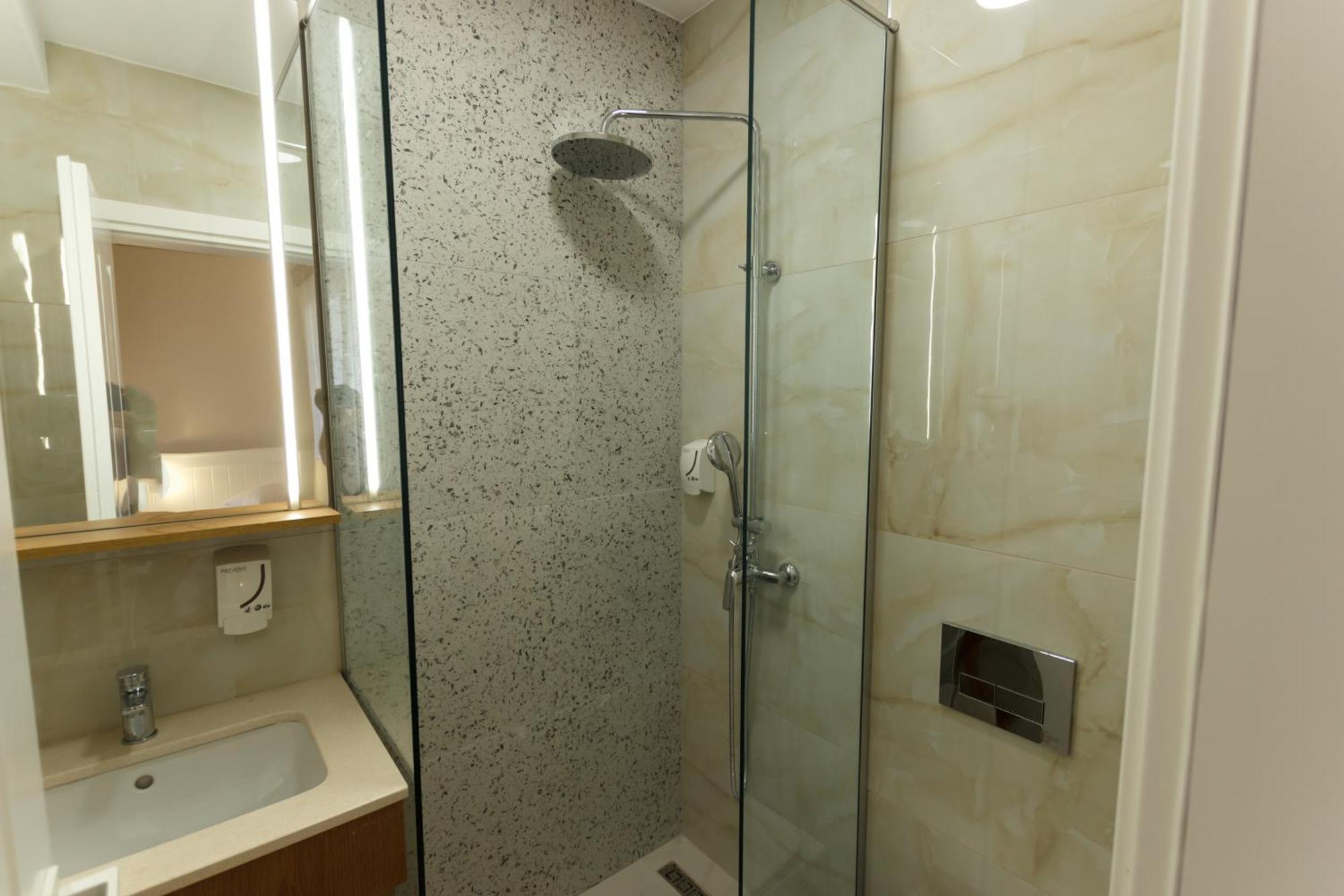 Bujtina Sophie Hotel Libohove Екстериор снимка